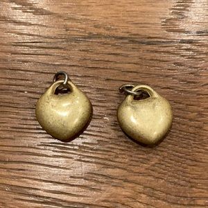 2 Vintage Heart Charms